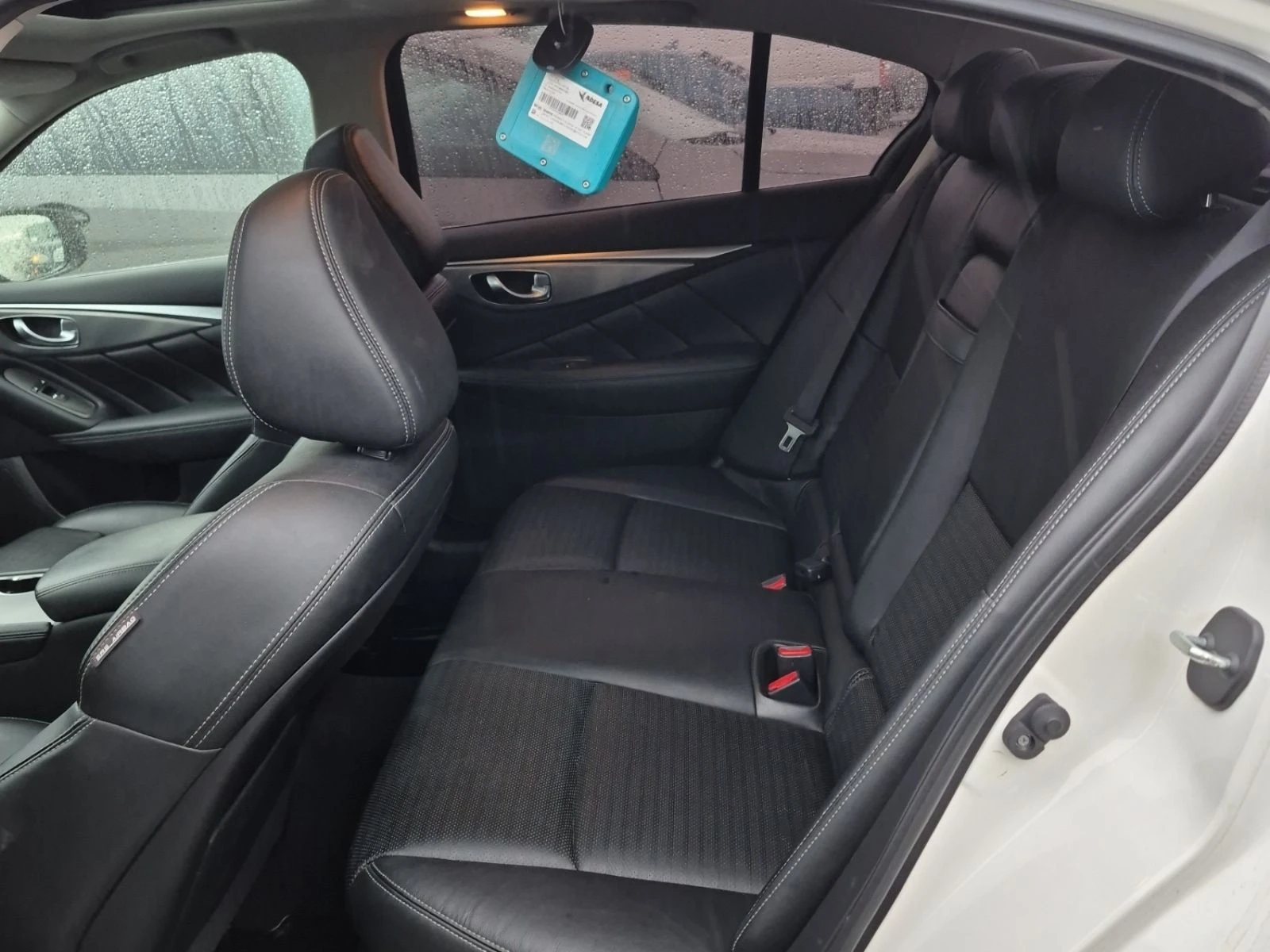 Infiniti Q50 С РЕГИСТРАЦИЯ & АВТО КРЕДИТ, снимка 4 - Автомобили и джипове - 53875733