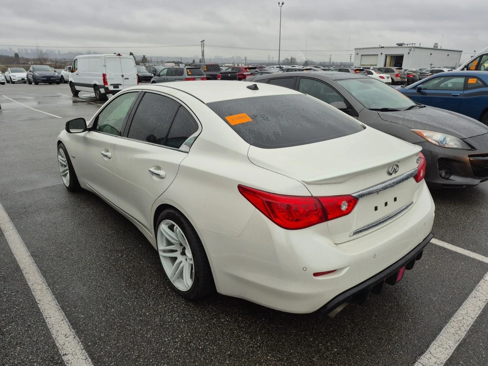 Infiniti Q50 С РЕГИСТРАЦИЯ & АВТО КРЕДИТ, снимка 2 - Автомобили и джипове - 53875733