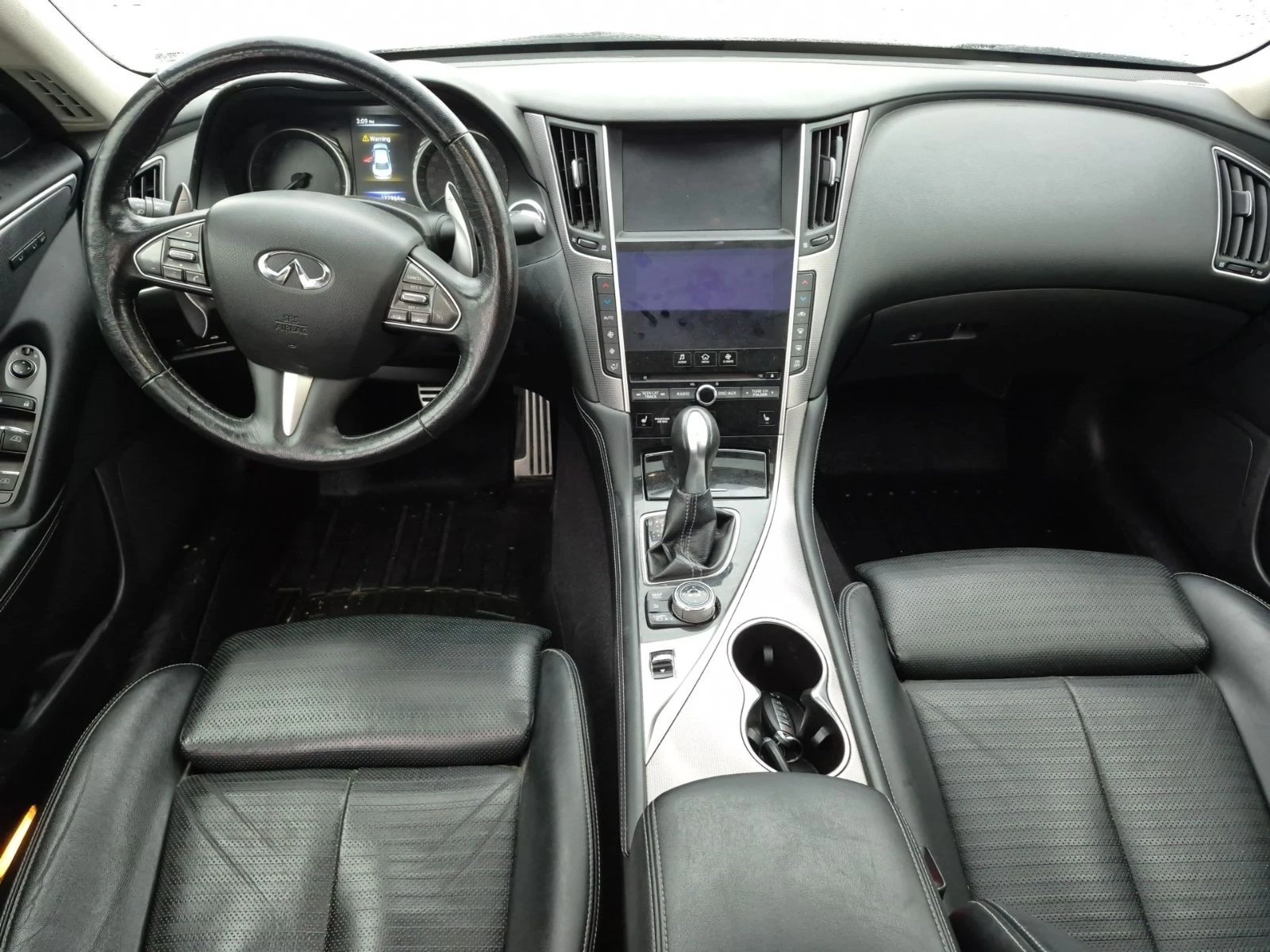 Infiniti Q50 С РЕГИСТРАЦИЯ & АВТО КРЕДИТ, снимка 3 - Автомобили и джипове - 53875733