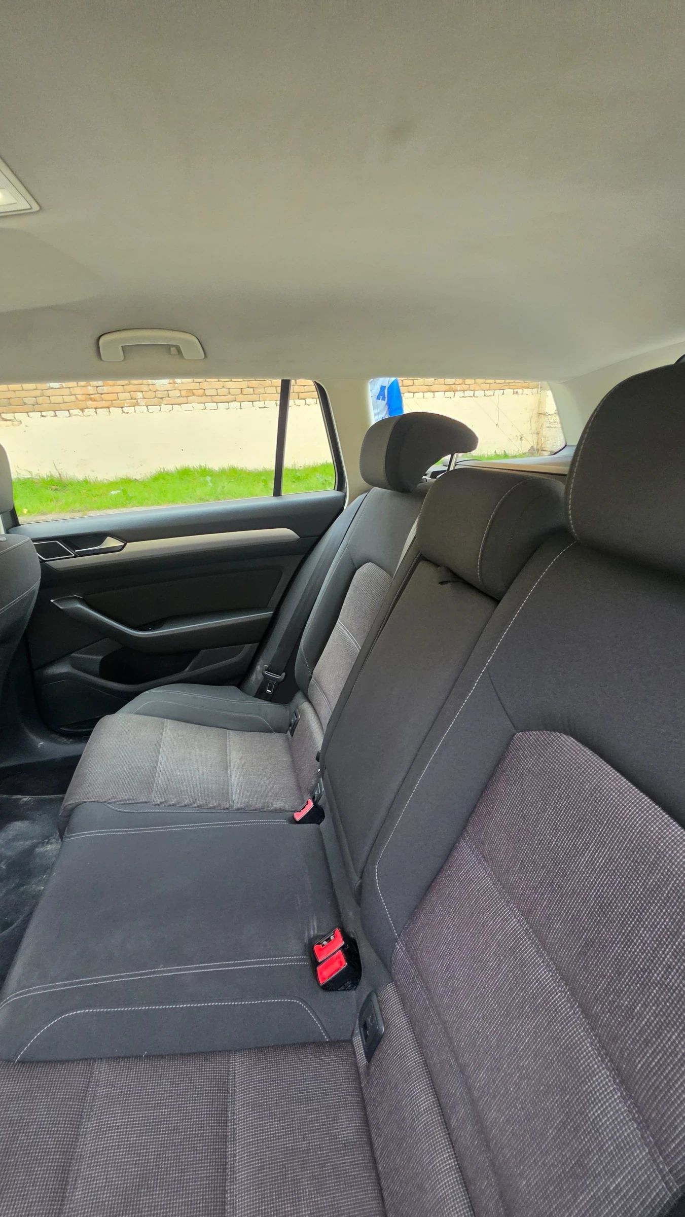 VW Passat B8, снимка 11 - Автомобили и джипове - 54013379