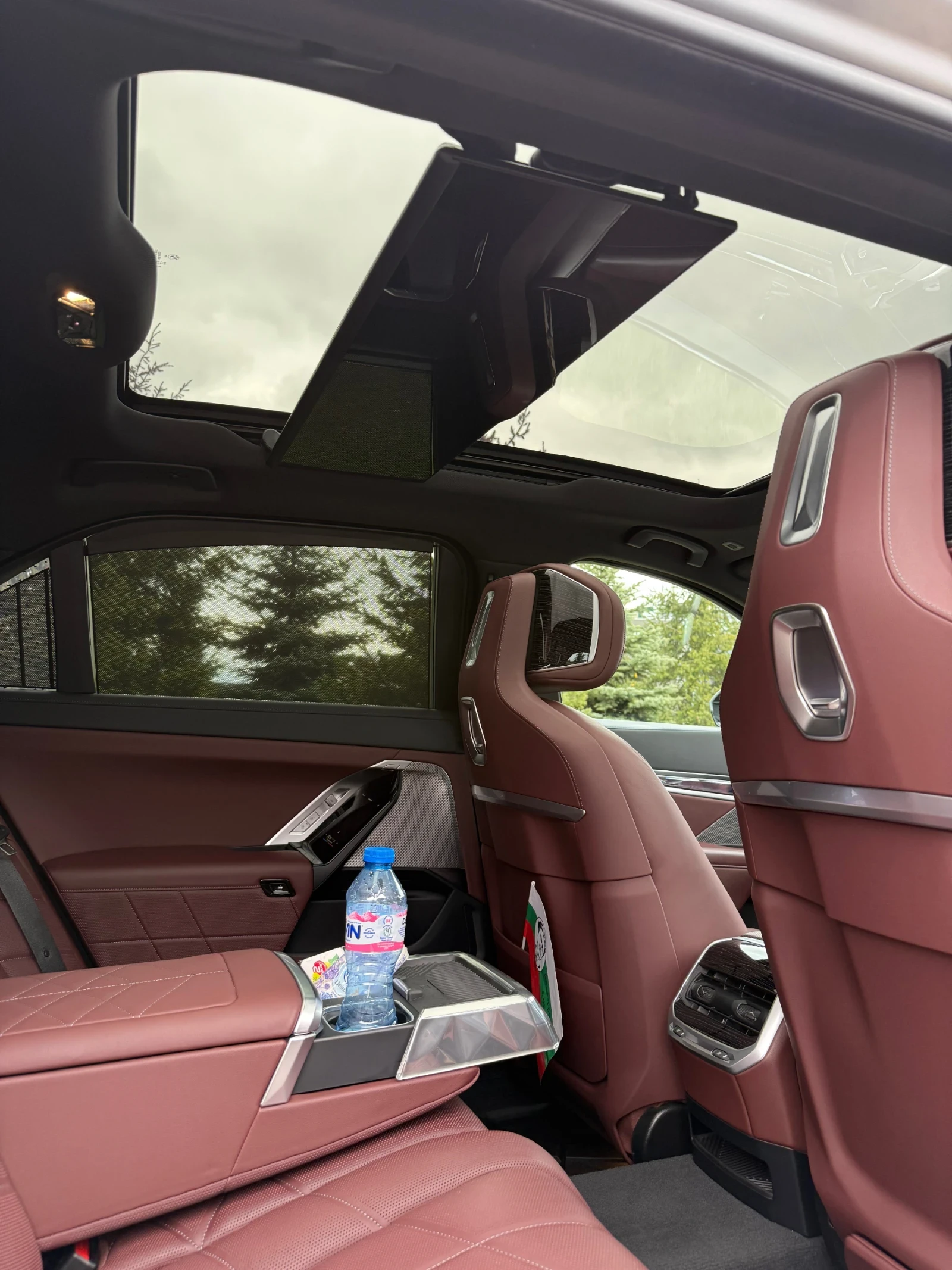 BMW 740 M Sport Pro, EL DRS, B&W, TV, Ex.Loung, 2�Iconic G | Mobile.bg � ����������� 12