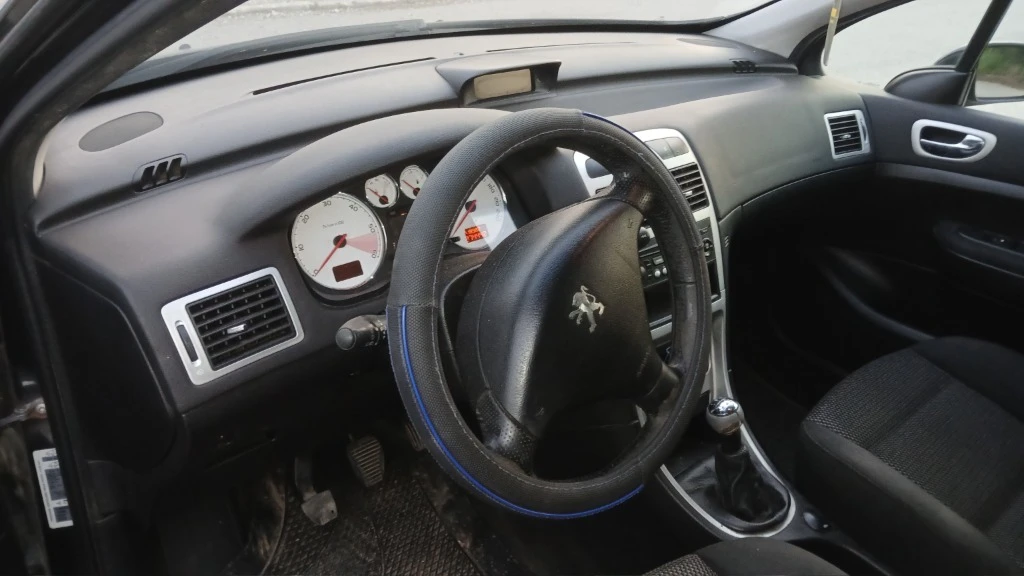Peugeot 307, снимка 7 - Автомобили и джипове - 54123856