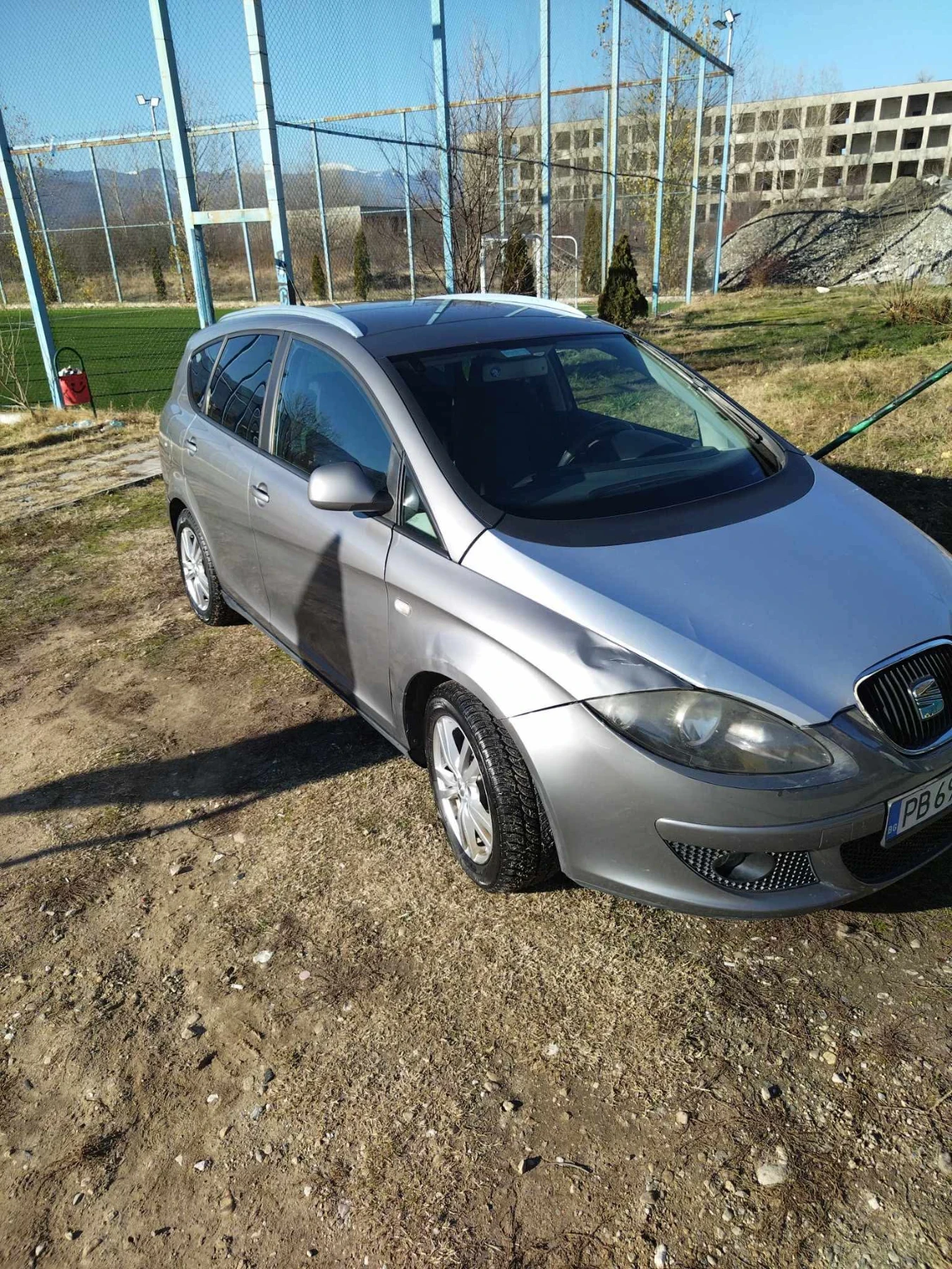 Seat Altea XL 1.9Tdi 105, снимка 3 - Автомобили и джипове - 54344053