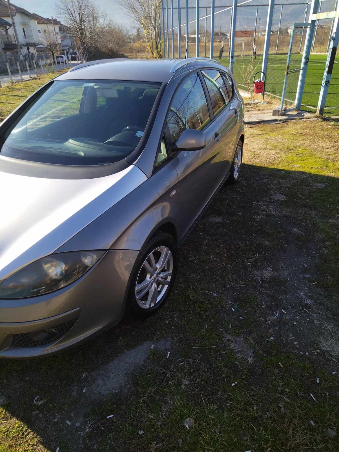Seat Altea XL 1.9Tdi 105, снимка 5 - Автомобили и джипове - 54344053
