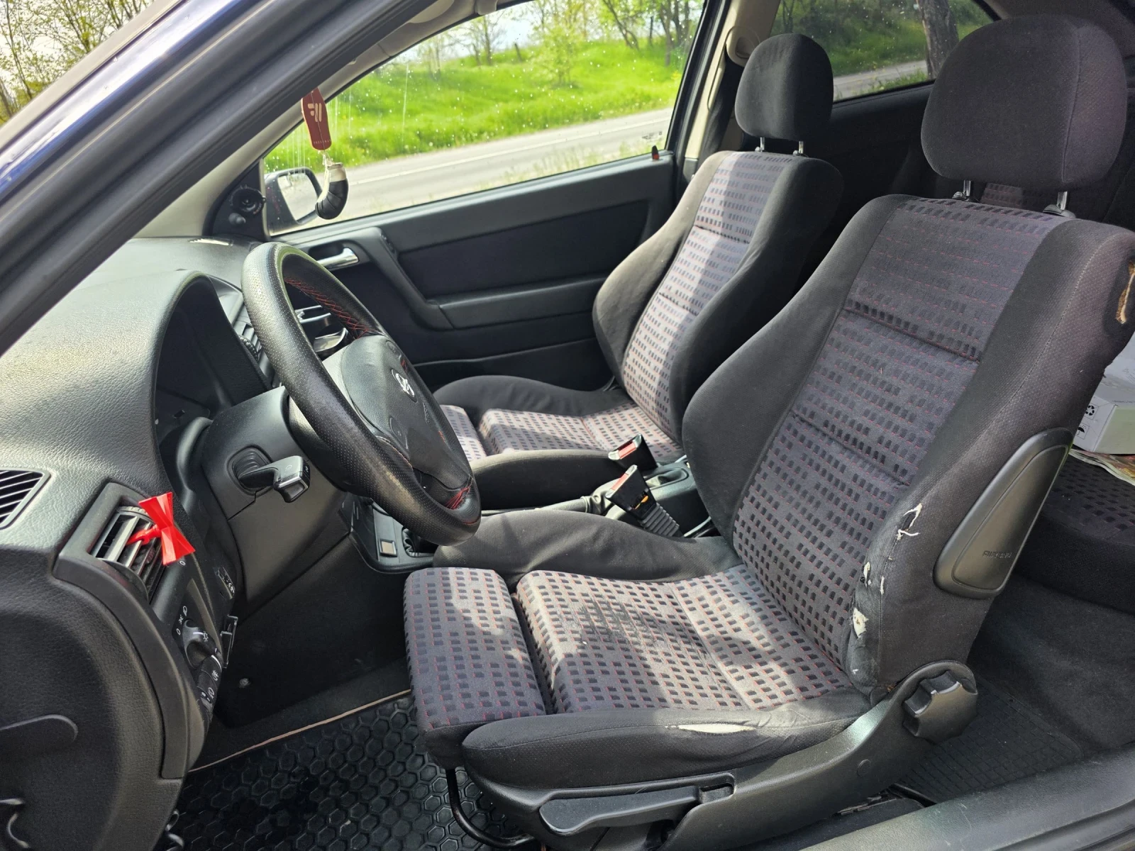 Opel Astra 1.6, снимка 9 - Автомобили и джипове - 54389525