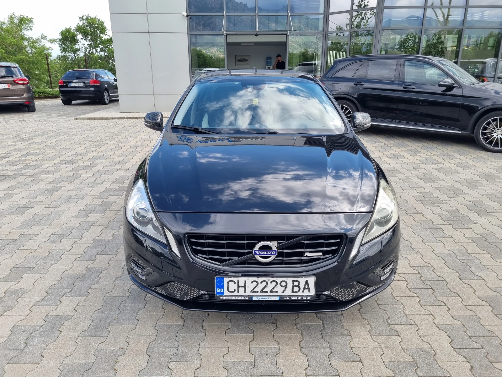 Volvo S60 R-DESIGN= AWD 4x4= 2.4D-205ps АВТОМАТИК, снимка 2 - Автомобили и джипове - 54717354