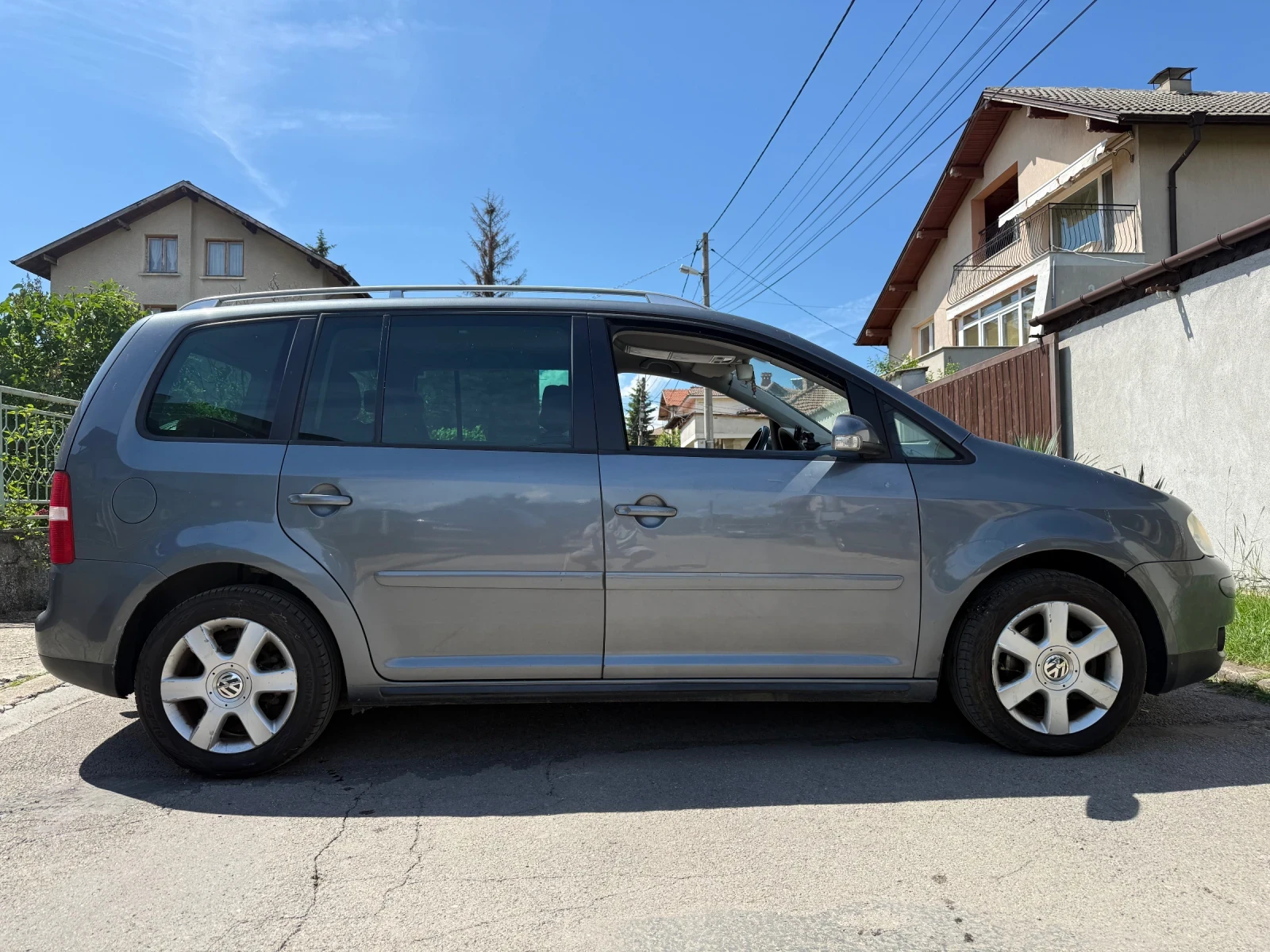 VW Touran 1.9TDI 105hp, снимка 5 - Автомобили и джипове - 54818886