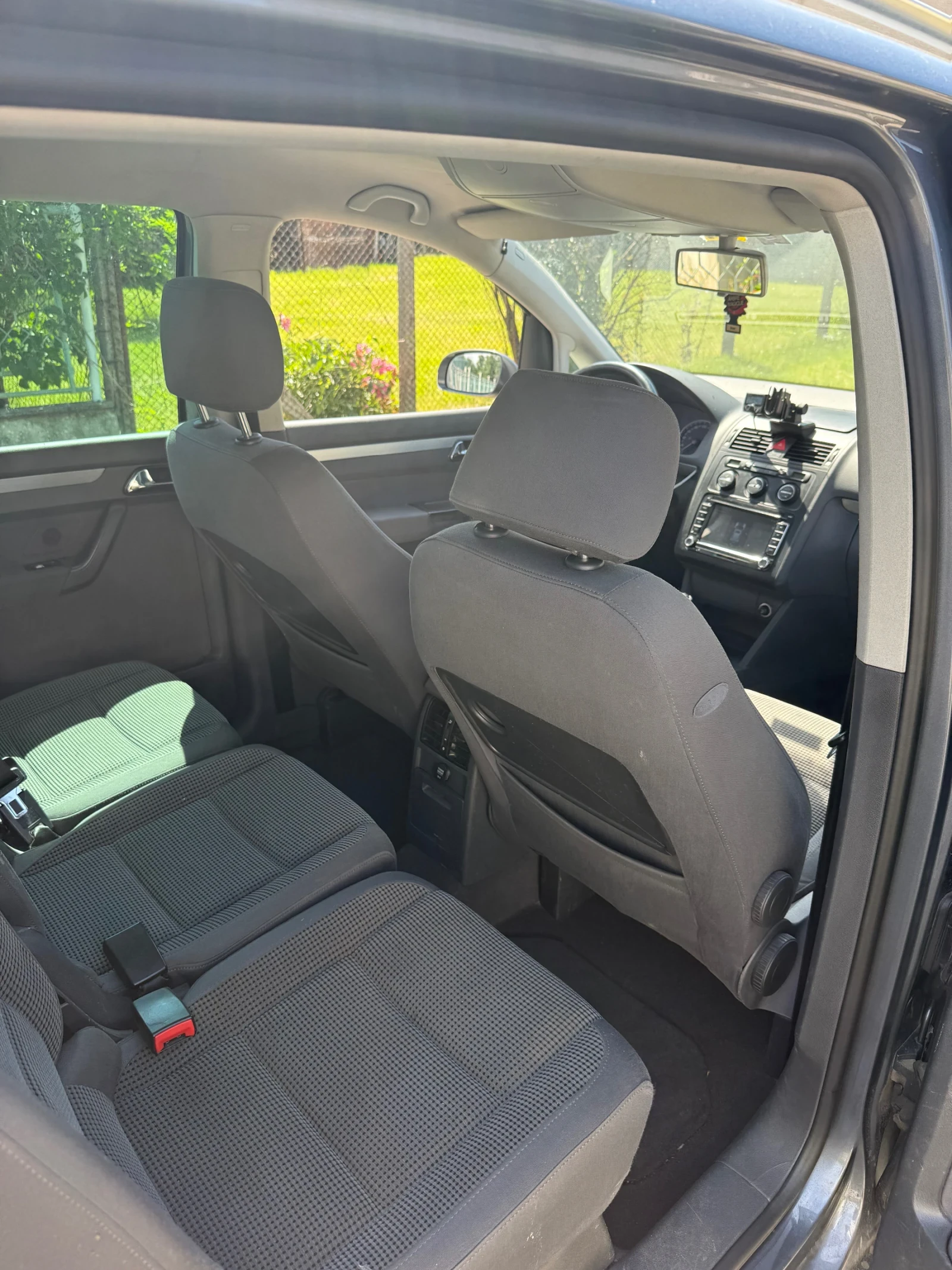 VW Touran 1.9TDI 105hp, снимка 8 - Автомобили и джипове - 54818886