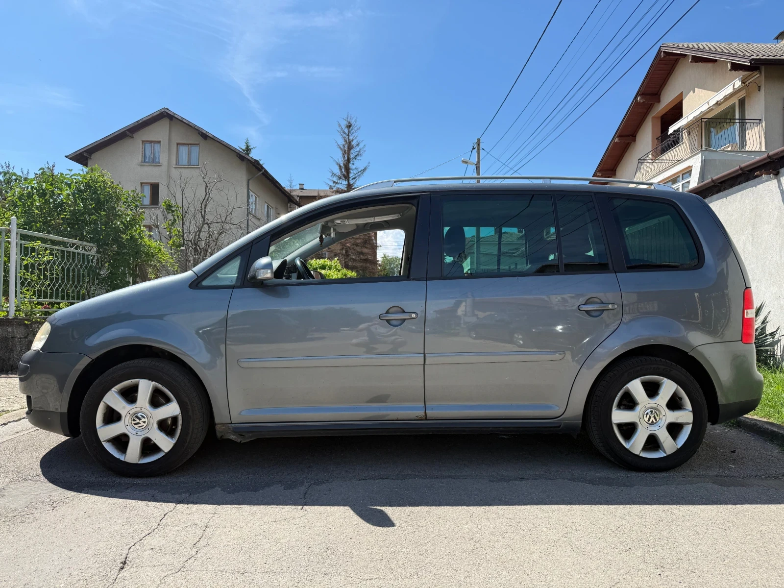 VW Touran 1.9TDI 105hp, снимка 4 - Автомобили и джипове - 54818886