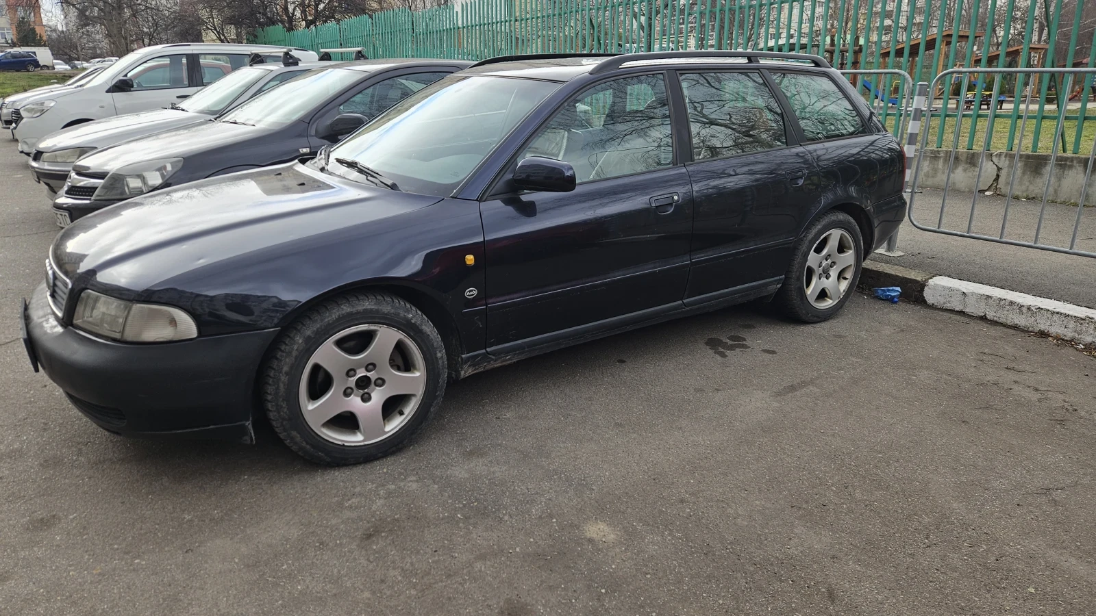Audi A4 1.8 T, снимка 2 - Автомобили и джипове - 55304270