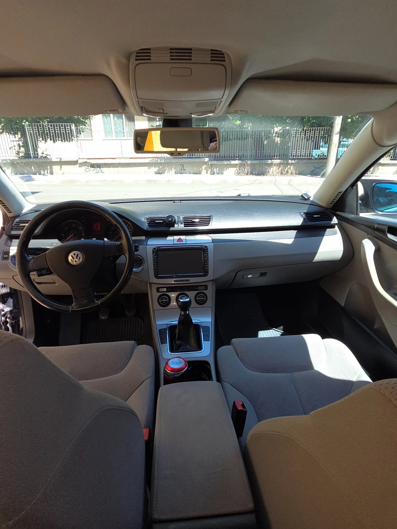 VW Passat 1.9, снимка 10 - Автомобили и джипове - 55524267