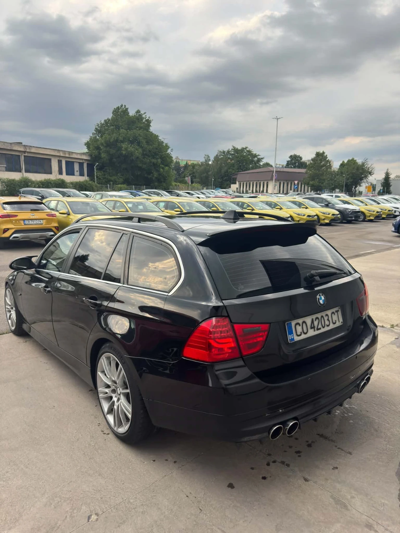 BMW 330 D Ръчка, снимка 5 - Автомобили и джипове - 56293585
