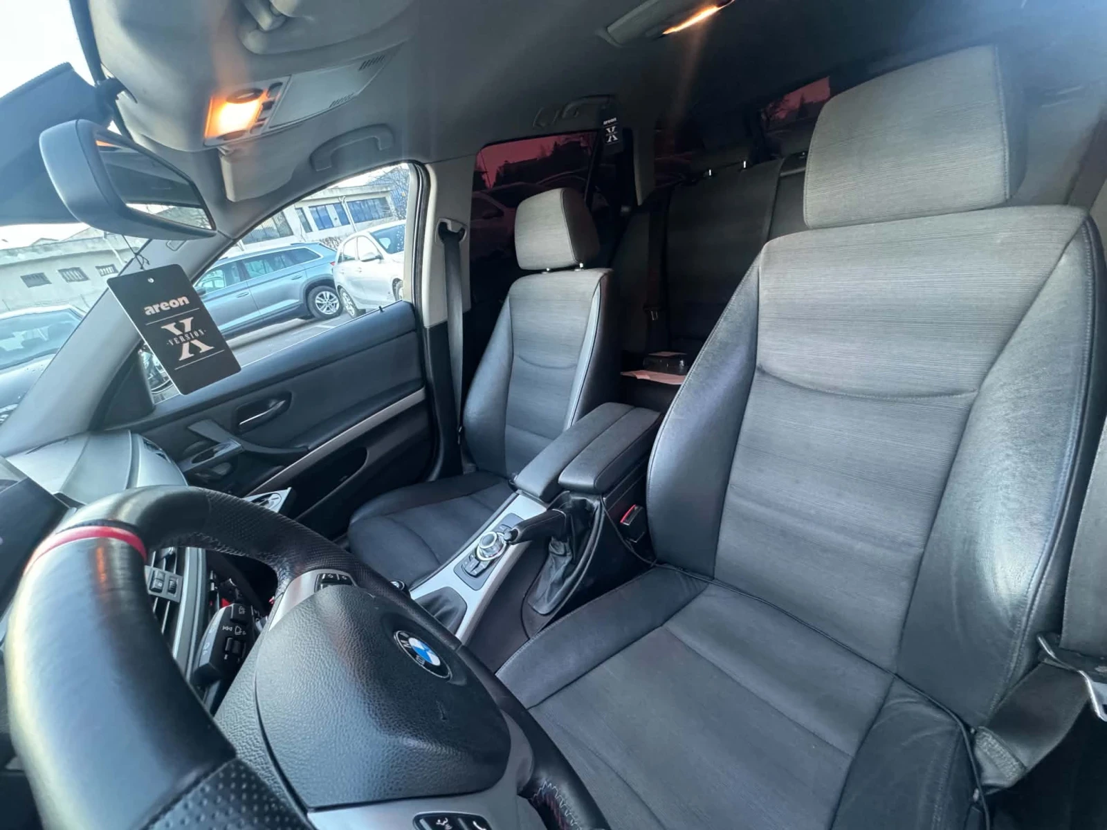 BMW 330 D Ръчка, снимка 7 - Автомобили и джипове - 56293585