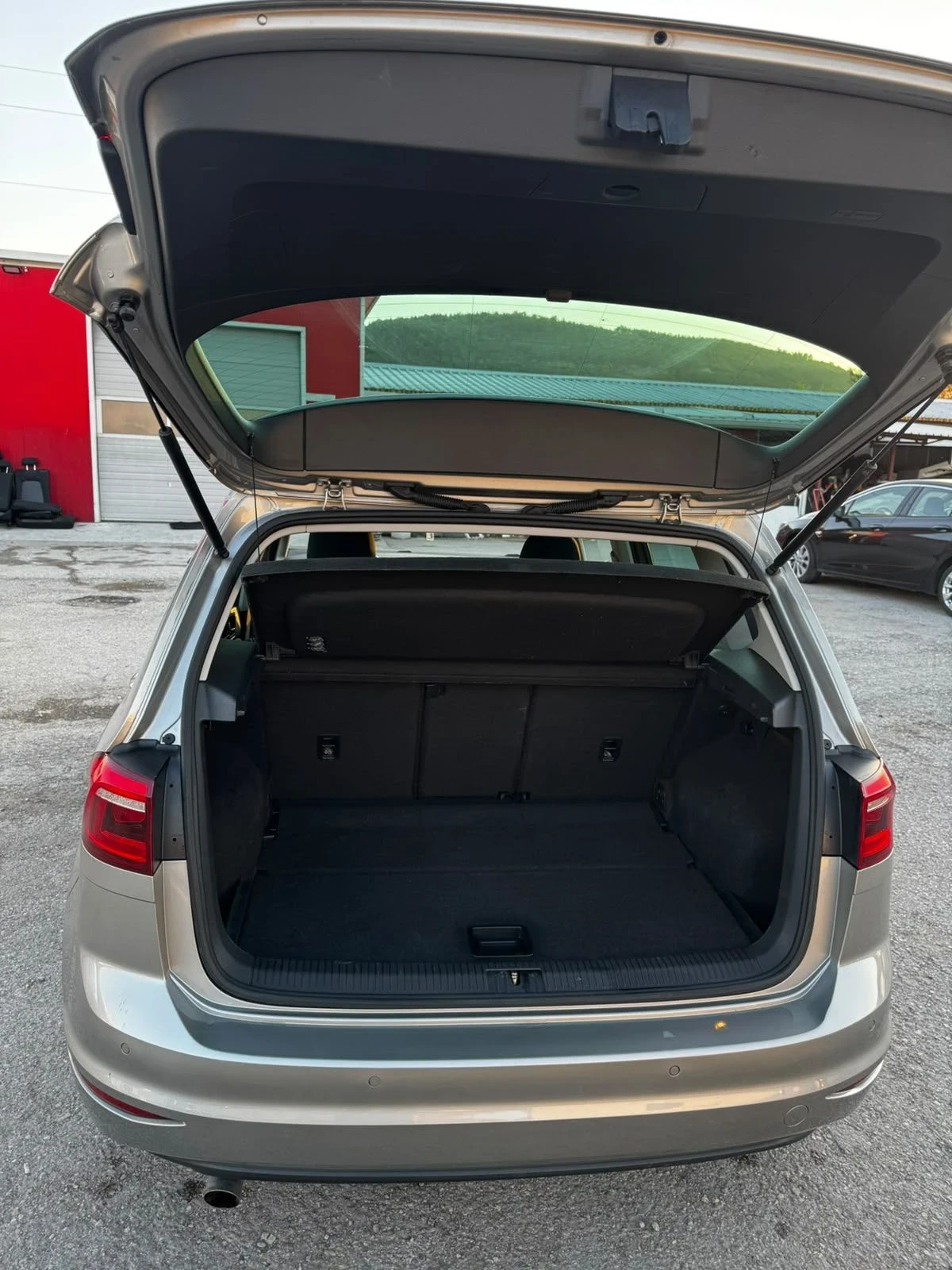 VW Sportsvan �������, ���������, EURO 6B, FULL  | Mobile.bg � ����������� 4