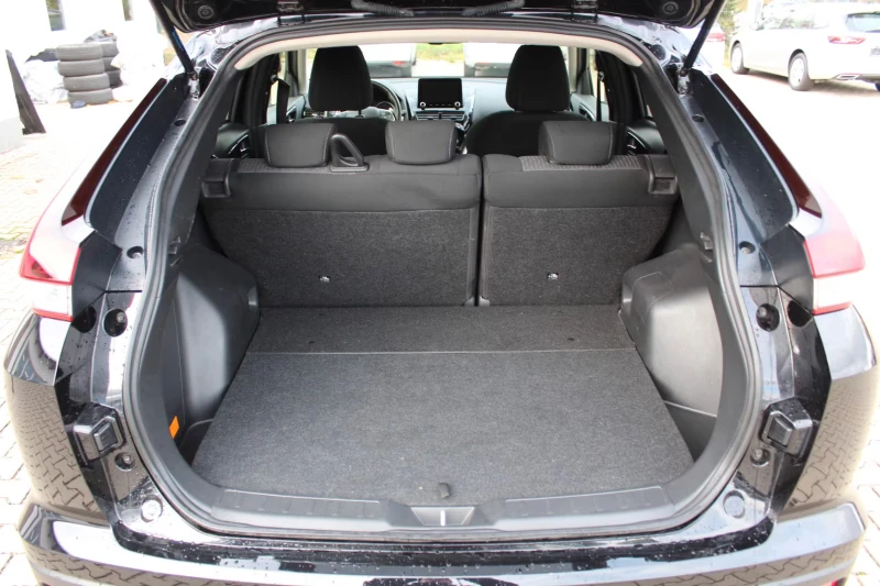 Mitsubishi Eclipse Cross 2.4PHEV/188HP/4WD/CAM/NAVI/KLESS/LED/L.ASSIST/659g, снимка 14 - Автомобили и джипове - 52711321