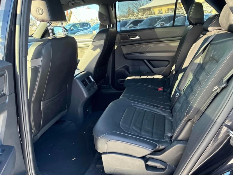 VW Atlas 2021 Execline * CARFAX * БЕЗ ПЪРВОНАЧАЛНА ВНОСКА, снимка 13 - Автомобили и джипове - 52943196