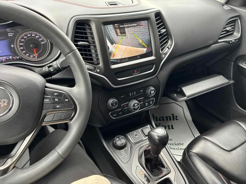 Jeep Cherokee * Trailhawk * CARFAX * ЦЕНА ДО БГ, снимка 9 - Автомобили и джипове - 53463092