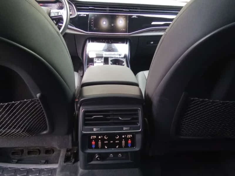 Audi Q7 * PROGRESSIV * CARFAX * БЕЗ ПЪРВОНАЧАЛНА ВНОСКА, снимка 10 - Автомобили и джипове - 54465656
