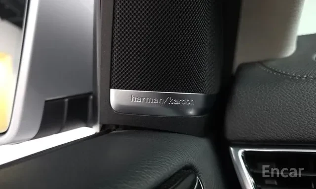 Mercedes-Benz GLS 350 D | AMG | ОБДУХВАНЕ | 360 | 7 МЕСТА | ДИСТРОНИК | , снимка 15 - Автомобили и джипове - 55630854