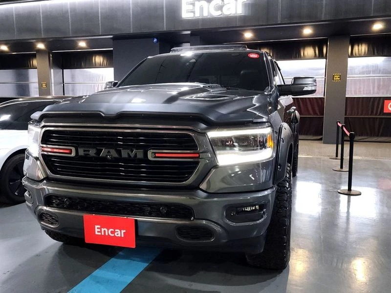 Dodge Ram 5.7 5.7 Automatic, снимка 3 - Автомобили и джипове - 55813819