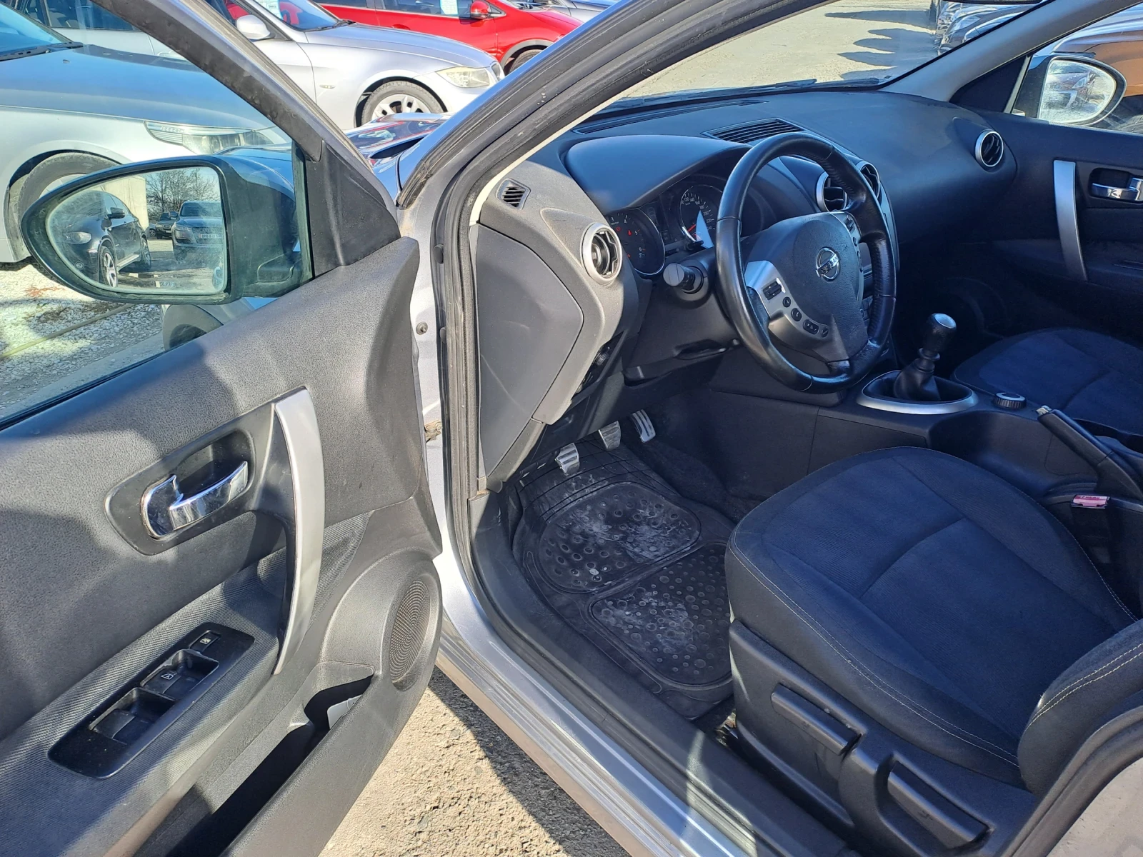 Nissan Qashqai 2, 0dci, 4/4, NAVI, PANORAMA, KAMERA - изображение 6