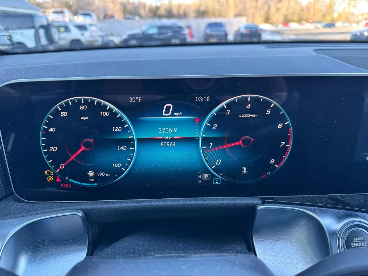 Mercedes-Benz GLB 250 4MATIC CARPLAY* ПОДГРЕВ* KEYLESS* ДИГ. ТАБЛО - изображение 9