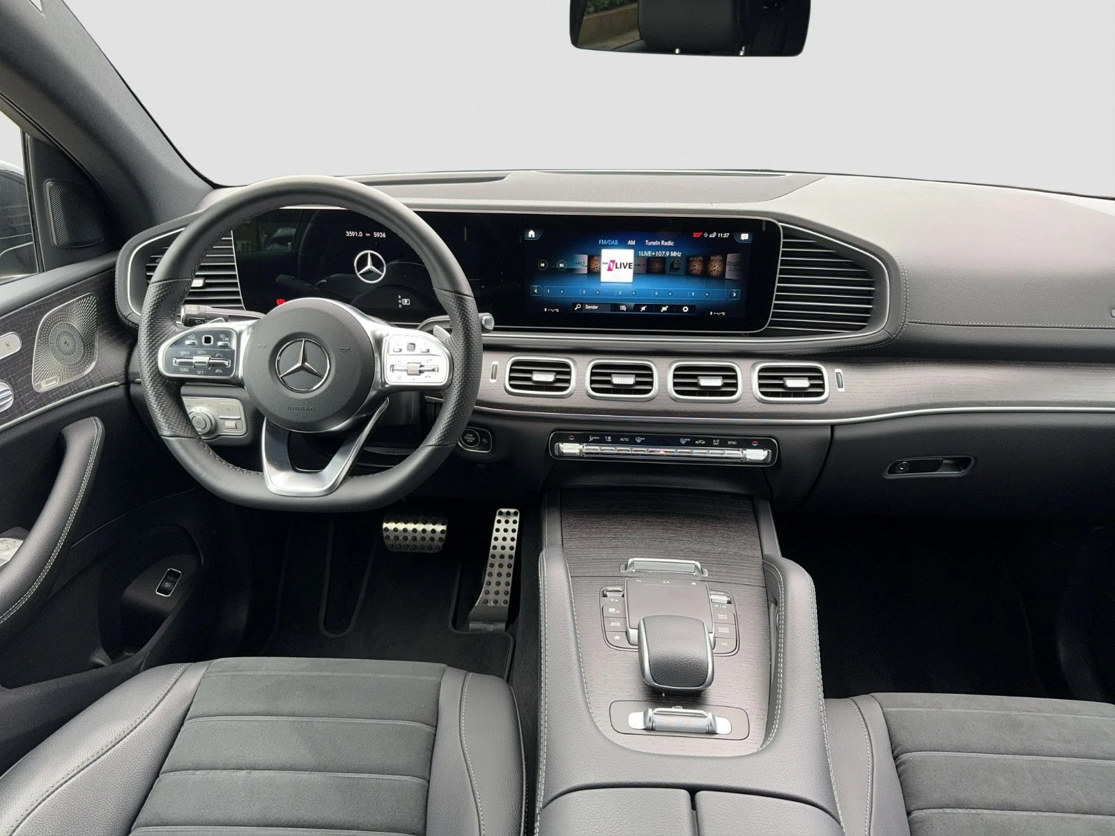 Mercedes-Benz GLE 400 d Coupe 4Matic = AMG Line= Night Package Гаранция - изображение 8