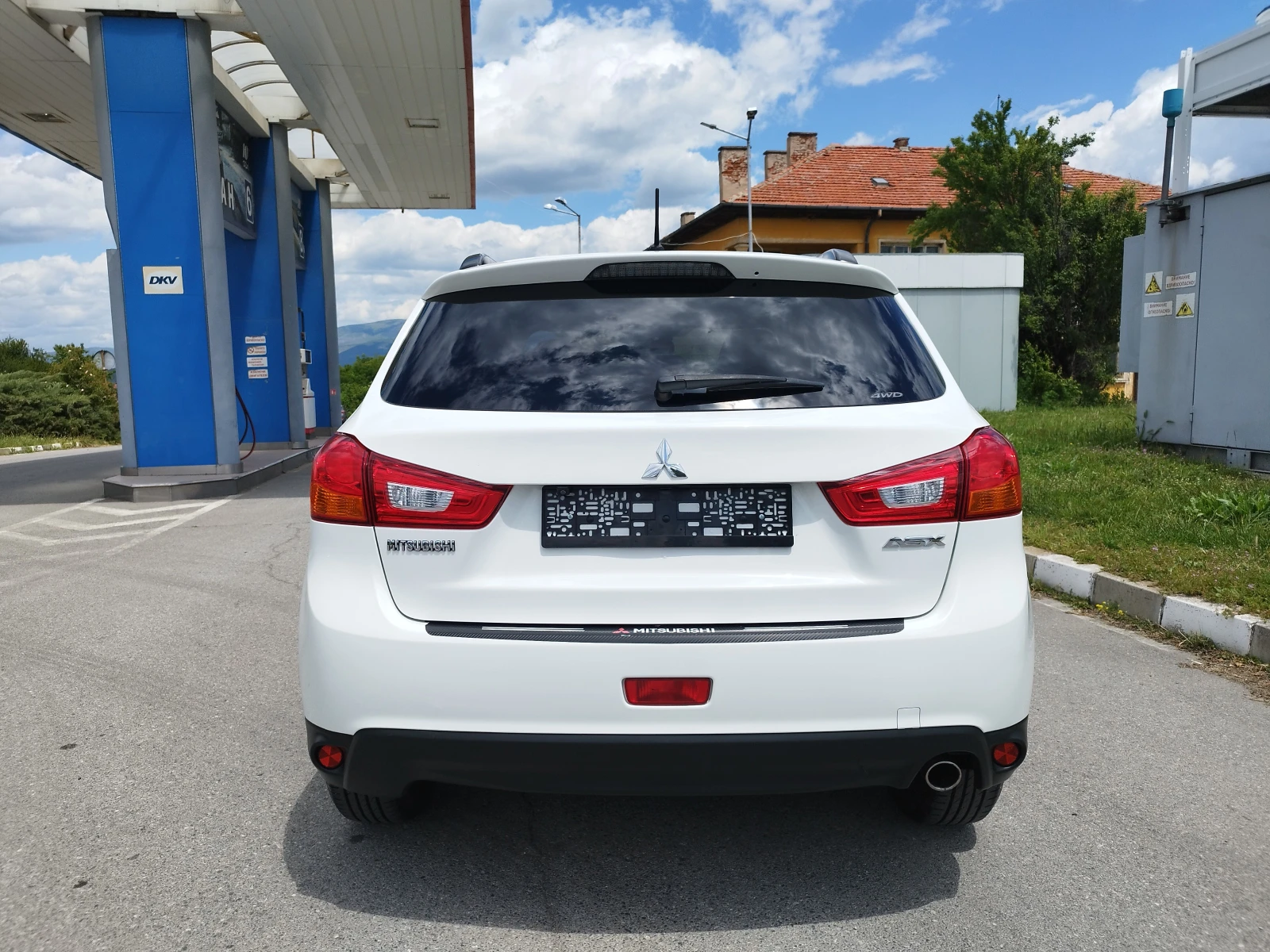 Mitsubishi ASX 2.2. DI-D   4х4   ПАНОРАМА - изображение 4