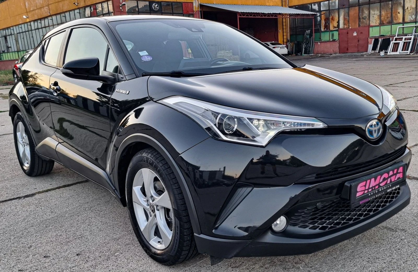 Toyota C-HR 1.8 Hybrid Dynamic - изображение 3