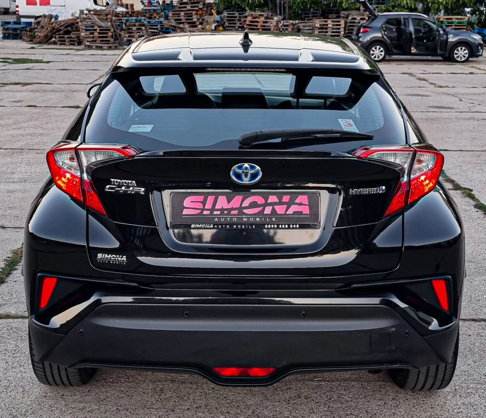 Toyota C-HR 1.8 Hybrid Dynamic - изображение 6