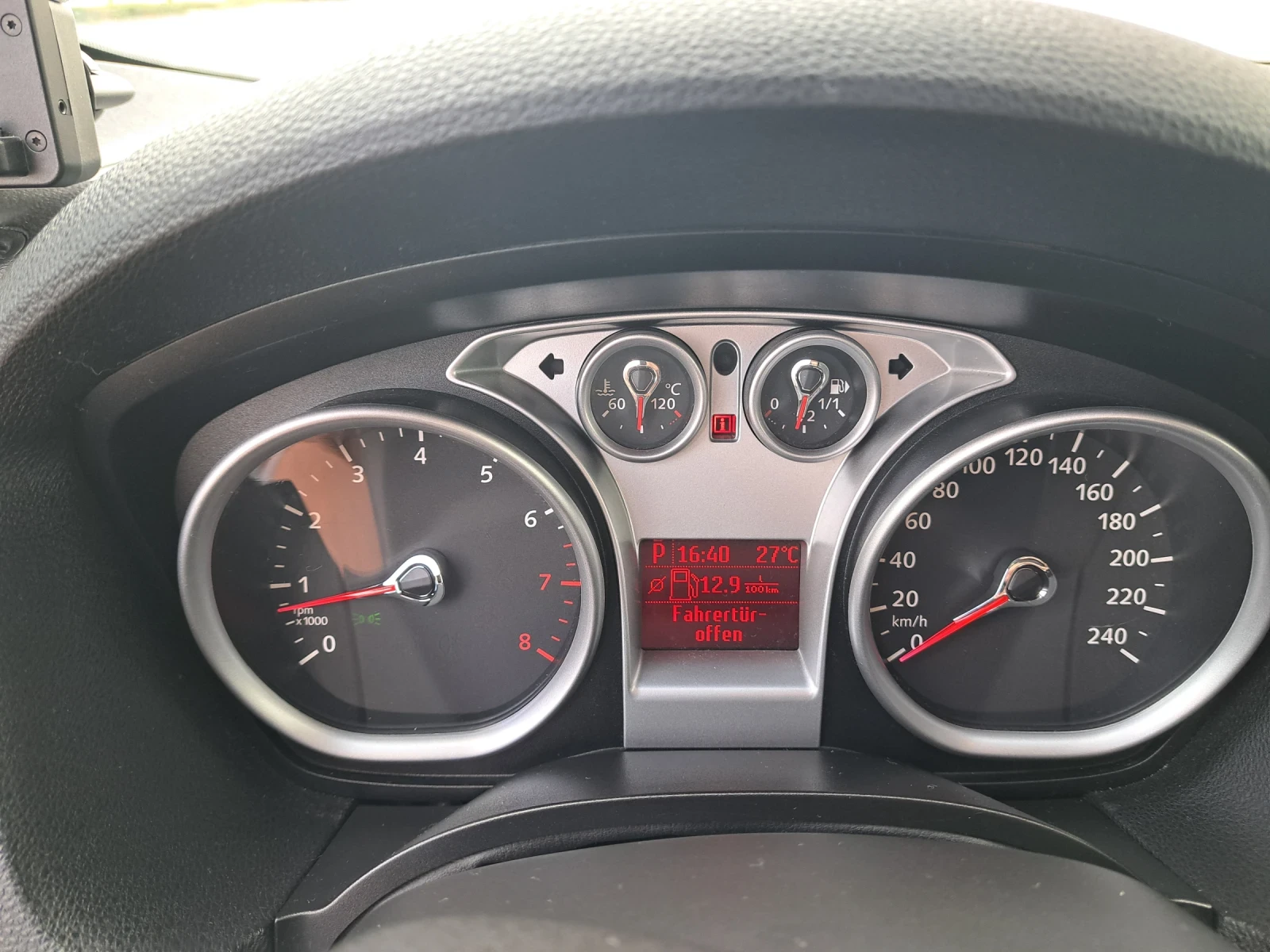 Ford Kuga 2.5Т 200 кс - изображение 8