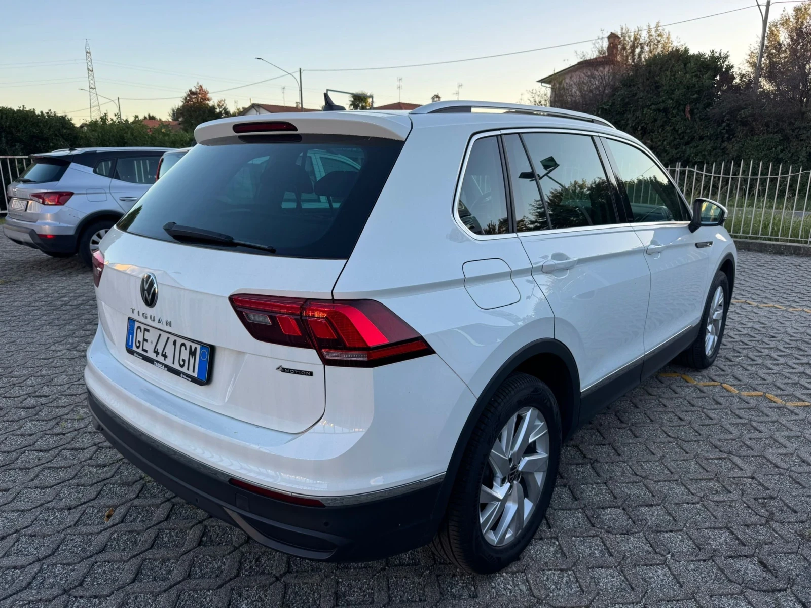 VW Tiguan 2.0TDI 4MOTION 150кс DSG * ПЕРФЕКТЕН*  - изображение 2