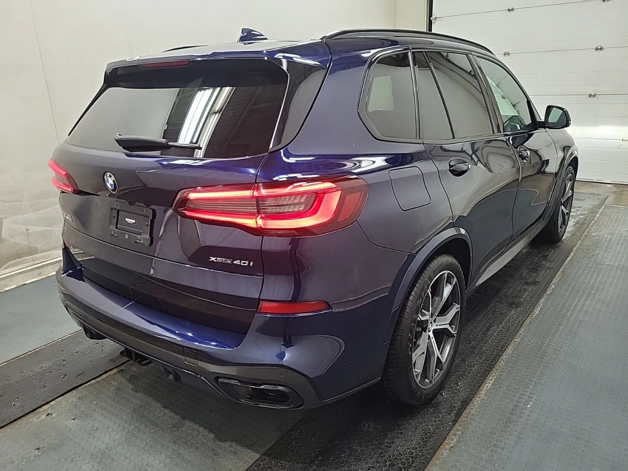 BMW X5 * АВТО КРЕДИТ* ЦЕНА ДО БГ * СЕРВИЗНА ИСТОРИЯ *  - изображение 6