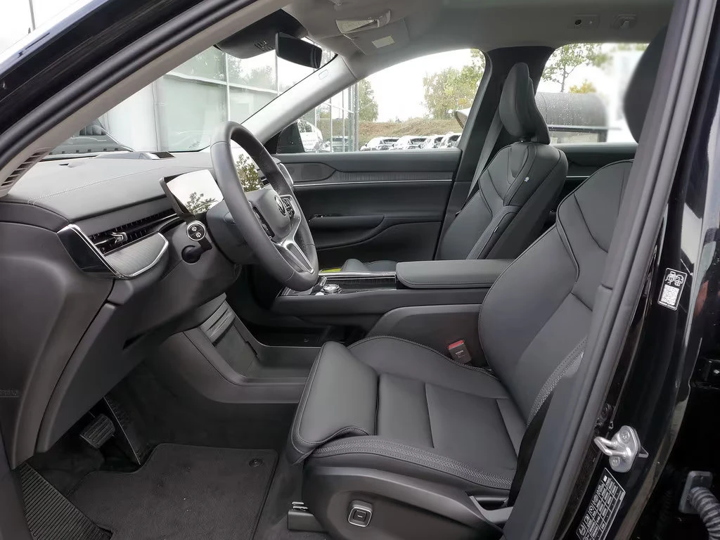 Volvo EX90 CORE-PURE/279HP/2WD/ACC/LED/PANO/CAM/BSA/892f - изображение 7