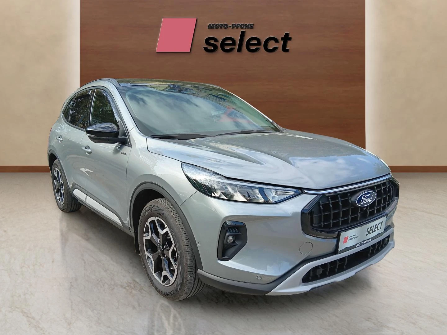 Ford Kuga 2.5 PHEV - изображение 3