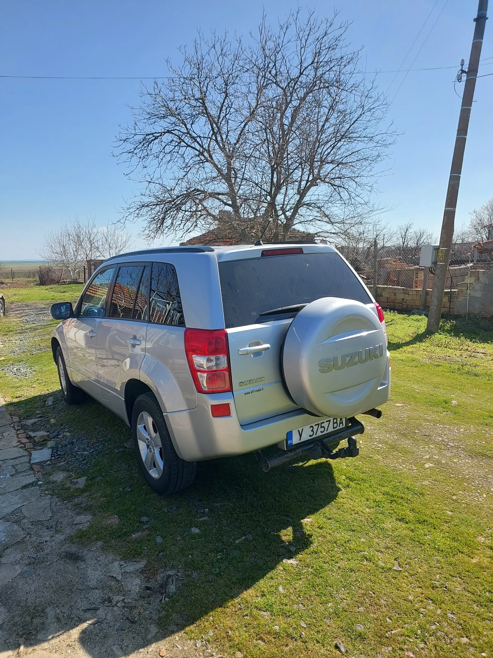 Suzuki Grand vitara 2.4, снимка 3 - Автомобили и джипове - 53747396