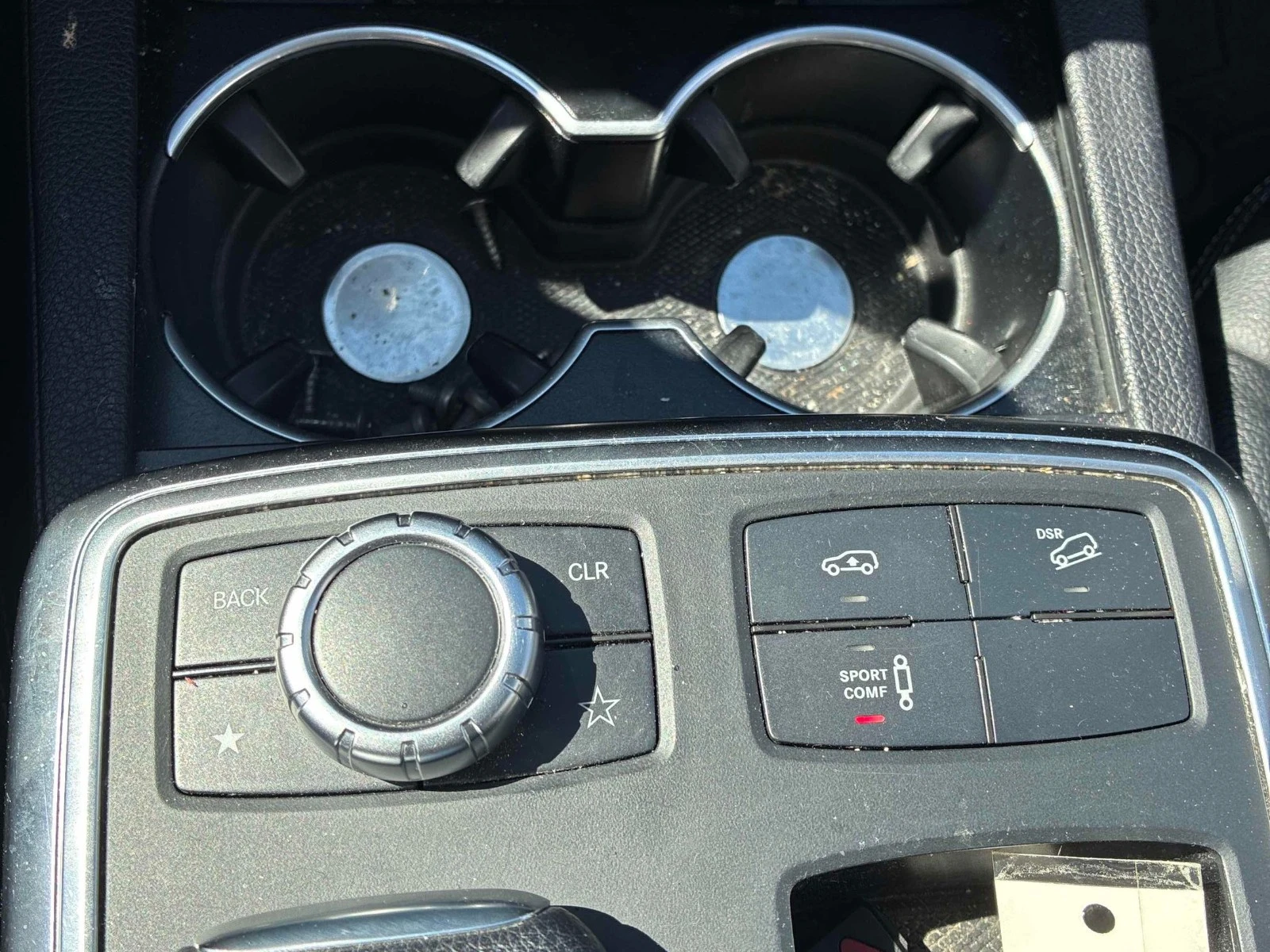 Mercedes-Benz ML AMG* KEYLESS* ПОДГРЕВ* КАМЕРА, снимка 12 - Автомобили и джипове - 54292330