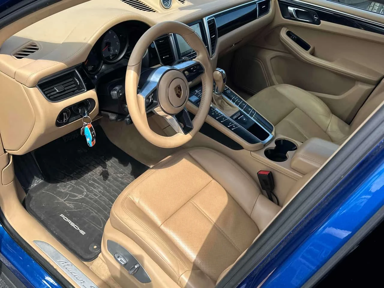 Porsche Macan * S * CARFAX * ДВА КЛЮЧА * KEYLESS * ПАНО, снимка 5 - Автомобили и джипове - 54308622