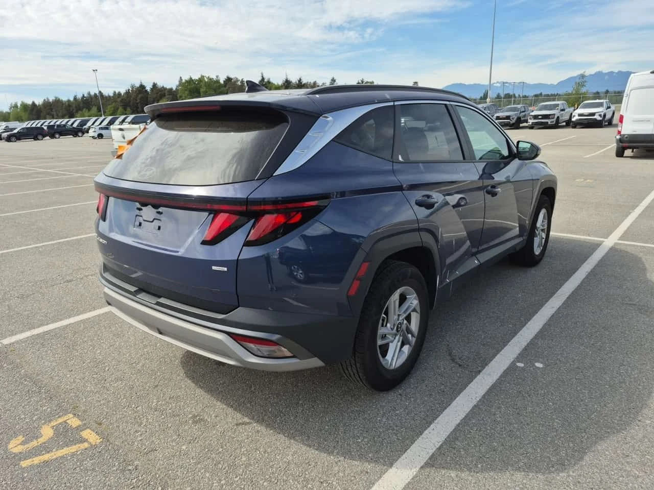 Hyundai Tucson * PREFERRED * КАМЕРА* ПОДГРЕВ* NAVI* , снимка 3 - Автомобили и джипове - 54554539