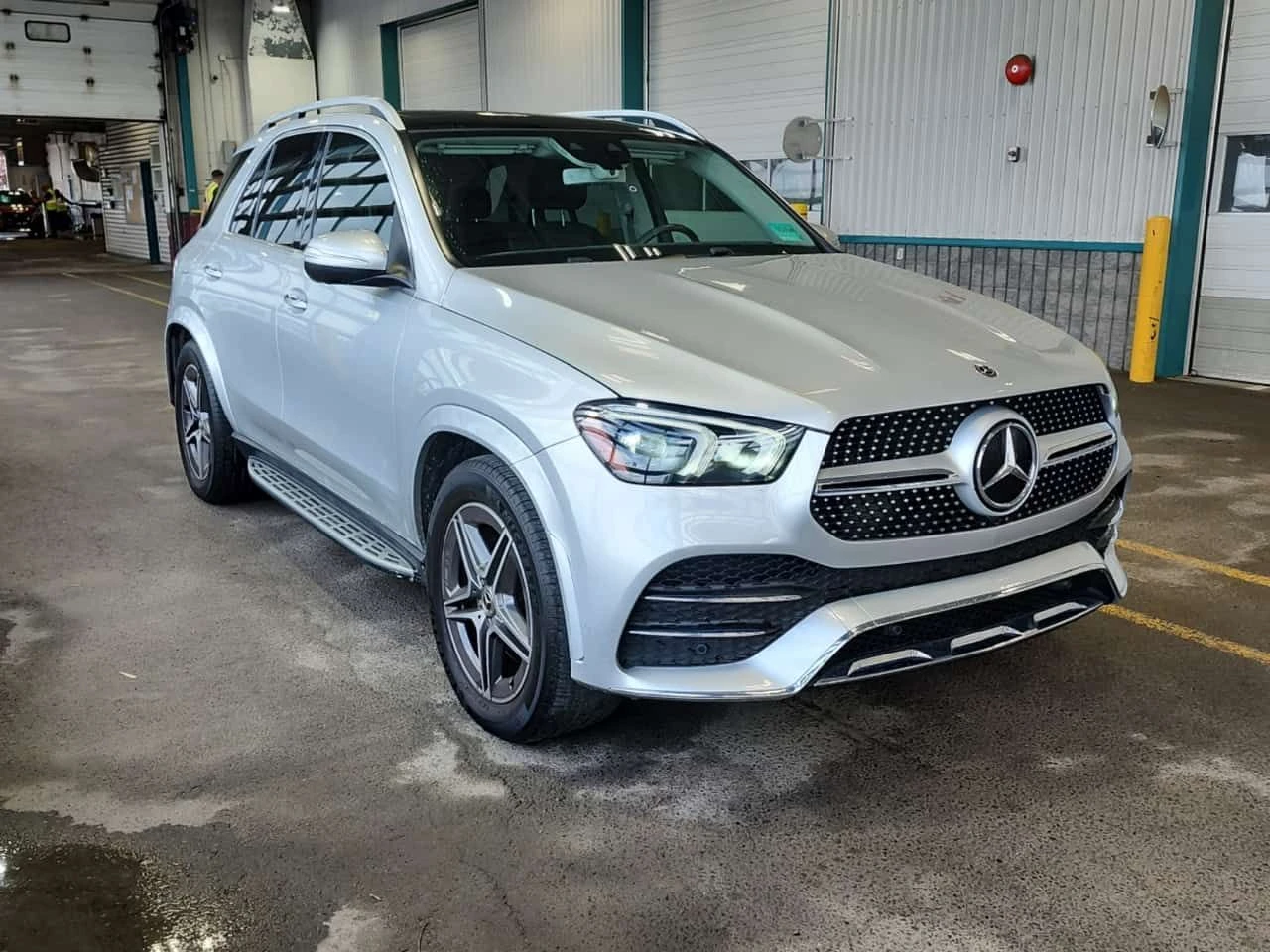 Mercedes-Benz GLE 350 * GLE350 4M * CARFAX * ЦЕНА ДО БГ, снимка 2 - Автомобили и джипове - 55616055