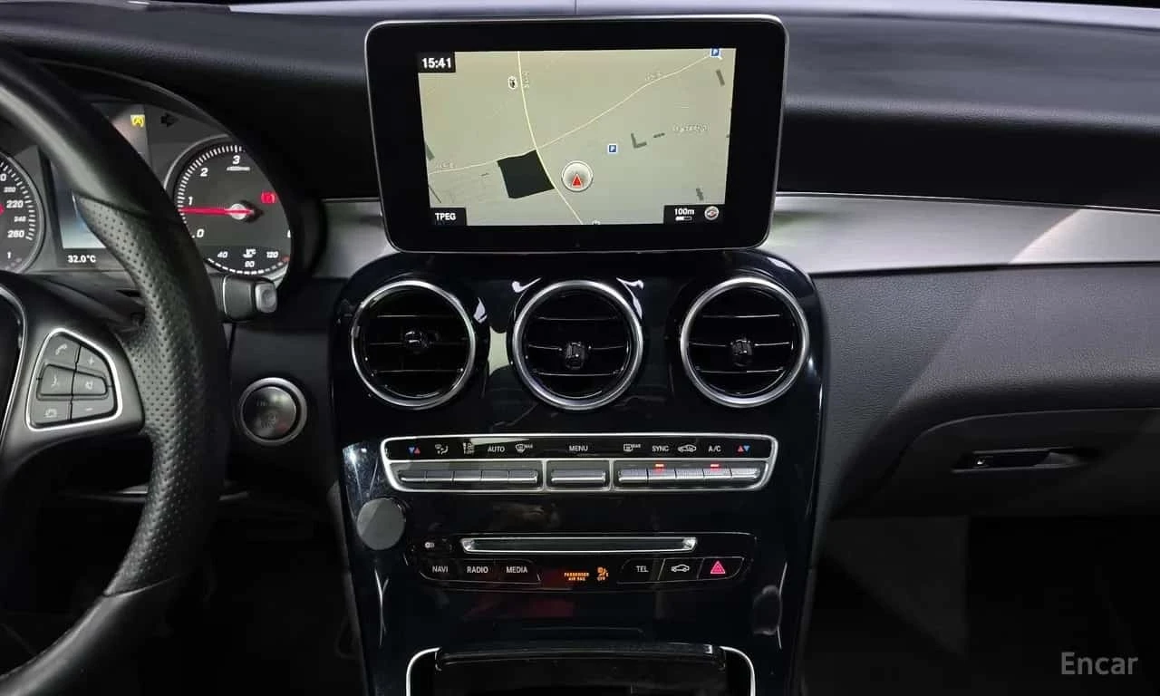 Mercedes-Benz GLC 220 * GLC220 d 4MATIC Premium Coupe * ЦЕНА ДО БГ, снимка 10 - Автомобили и джипове - 55750965