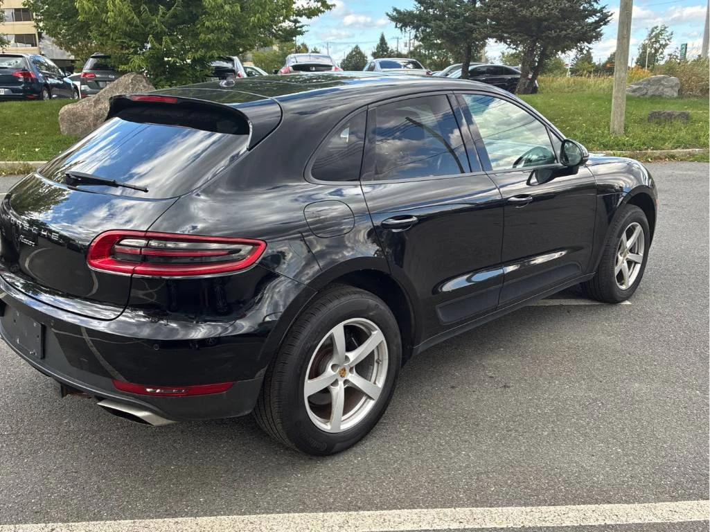 Porsche Macan * CARFAX* ОПЦИЯ ЗА ФИНАНСИРАНЕ* , снимка 3 - Автомобили и джипове - 56073825