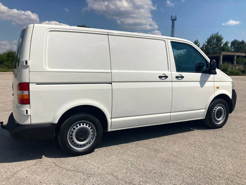 VW T5 1.9, снимка 4 - Бусове и автобуси - 47833005