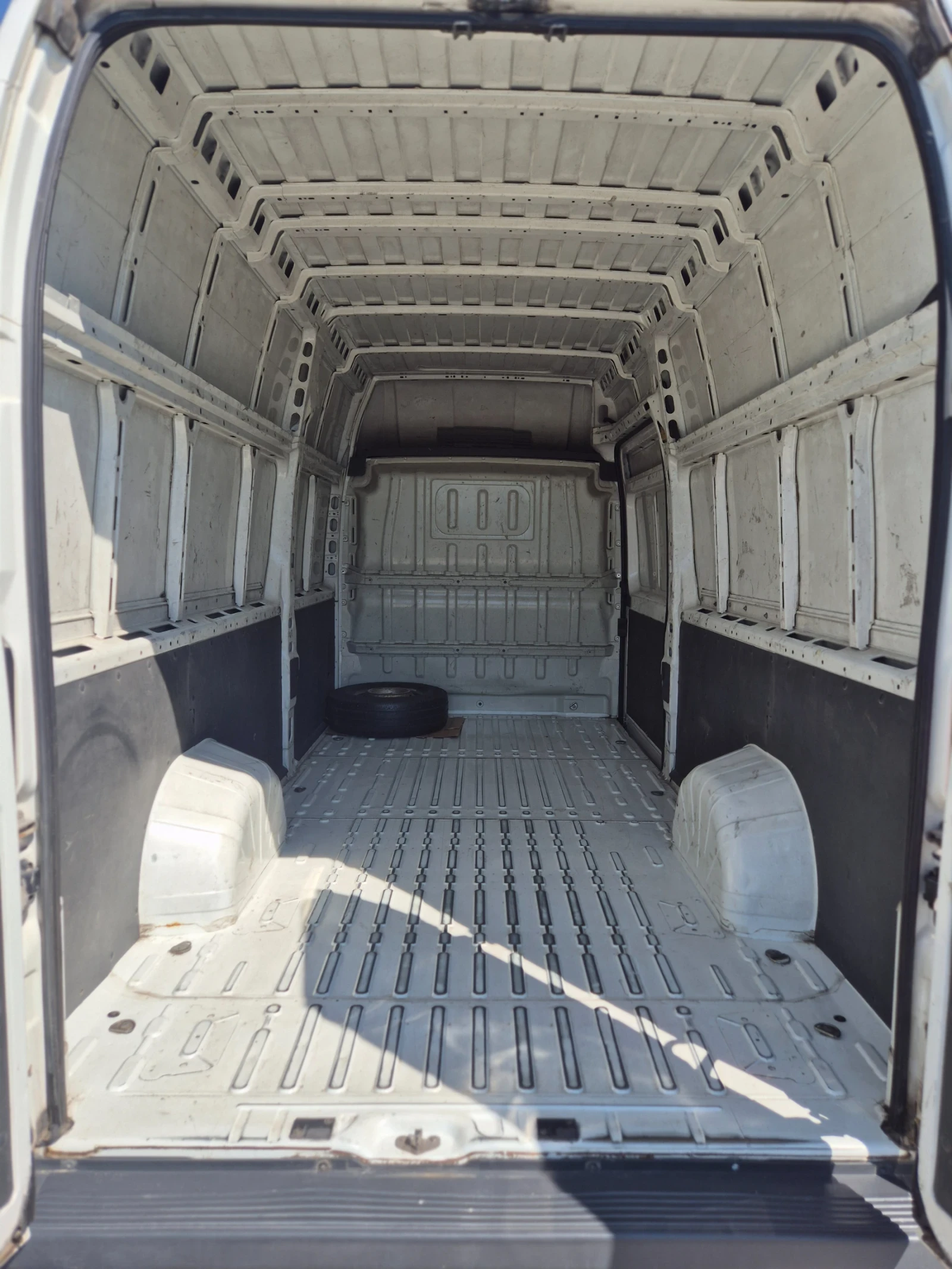 Peugeot Boxer Maxi най голяма база, снимка 8 - Бусове и автобуси - 55627311