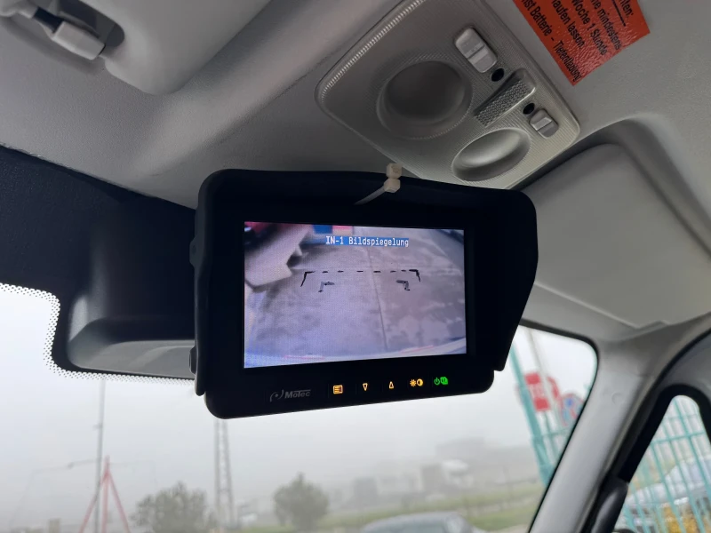 Iveco Daily 70C18* Euro6* Хладилен+ Ток* Климатик* Падащ борд, снимка 7 - Камиони - 52882478