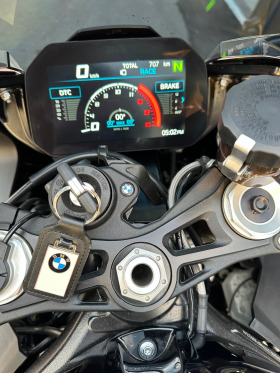 BMW S S1000RR нов на 700 км, снимка 11 - Мотоциклети и мототехника - 45702758
