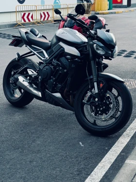     Triumph Street Triple 765RS
