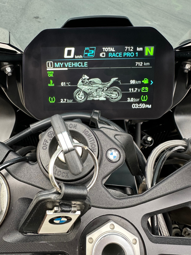 BMW S S1000RR нов на 700 км, снимка 13 - Мотоциклети и мототехника - 45702758