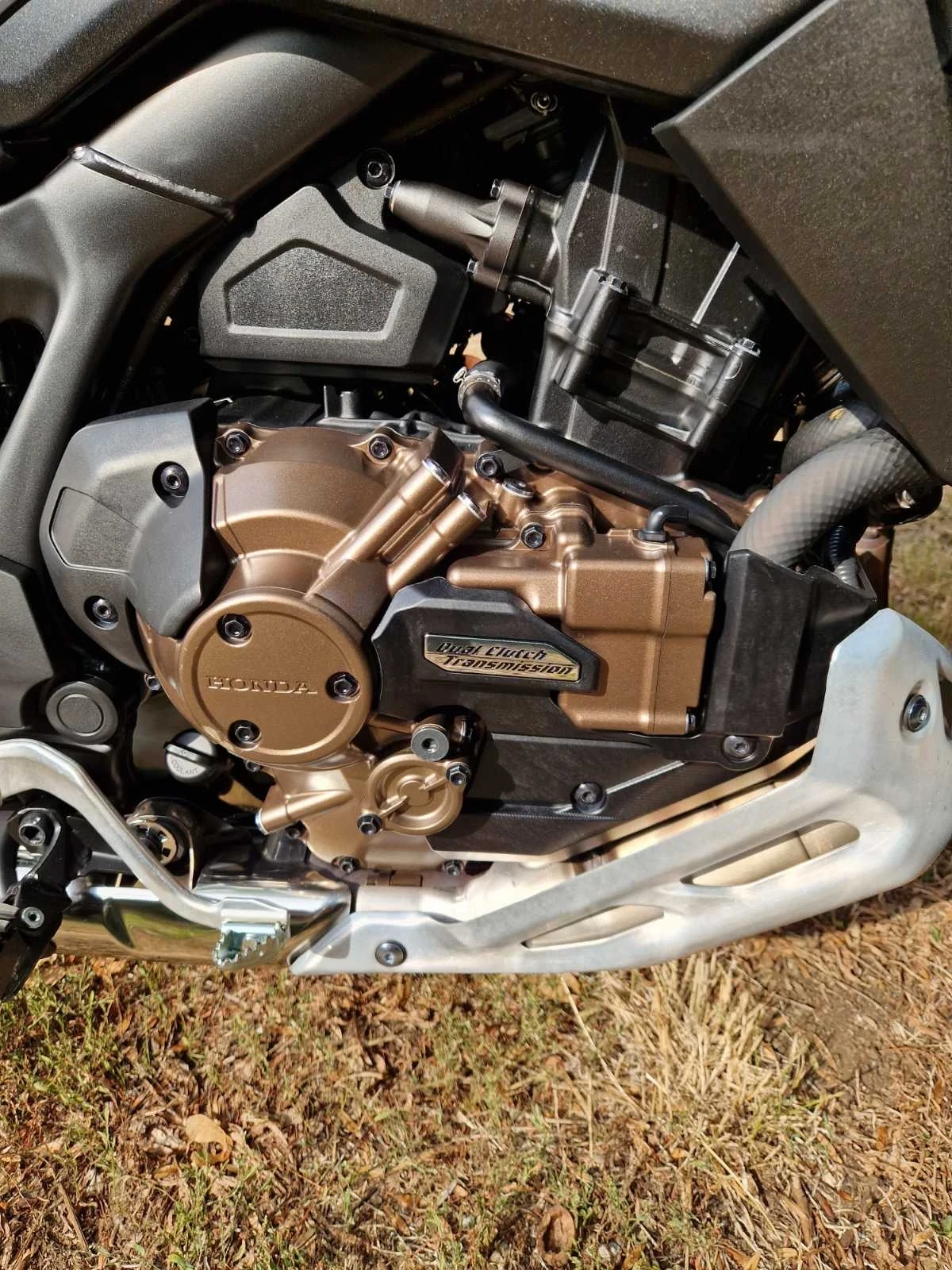 Honda Crf AFRICA TWIN 1100 ADVENTURE SPORT TRAVEL - изображение 6
