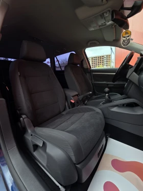 VW Golf 2.0 TDI Регистриран, снимка 15